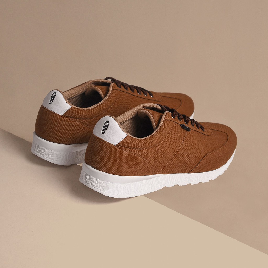 SOHO TAN |ManNeedMe x FSTP| Sepatu Sneakers Pria Running Shoes ORI