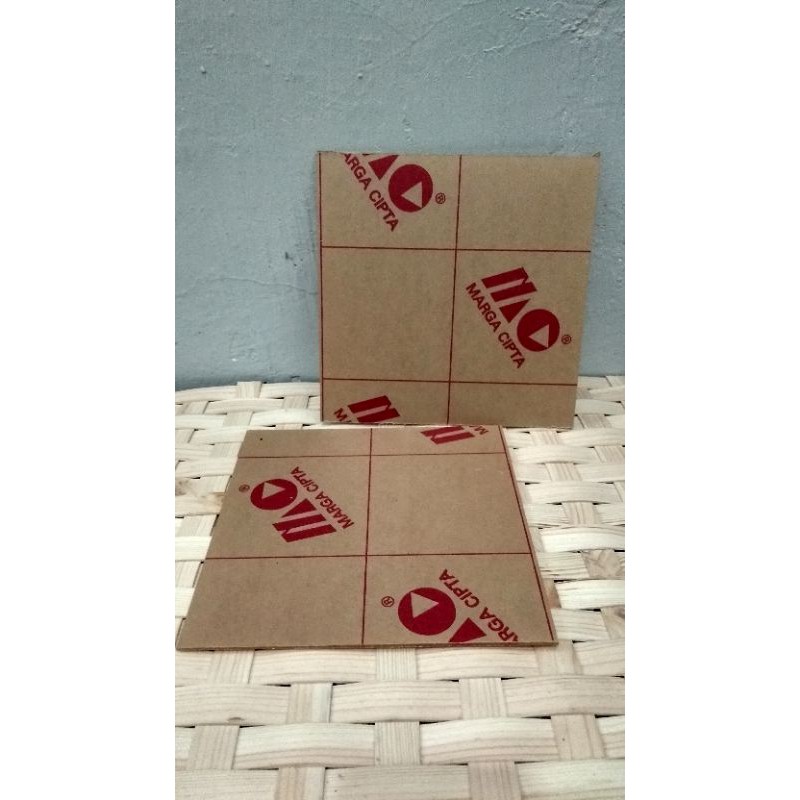 

Akrilik bening 2mm 30x40 cm