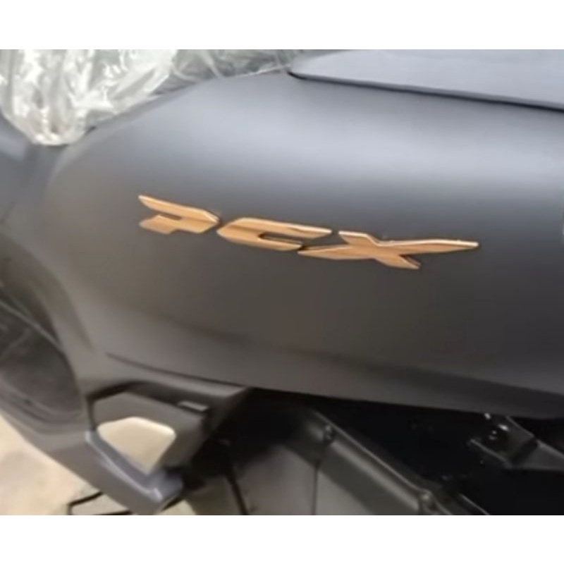 emblem new pcx 160 gold original 2 biji