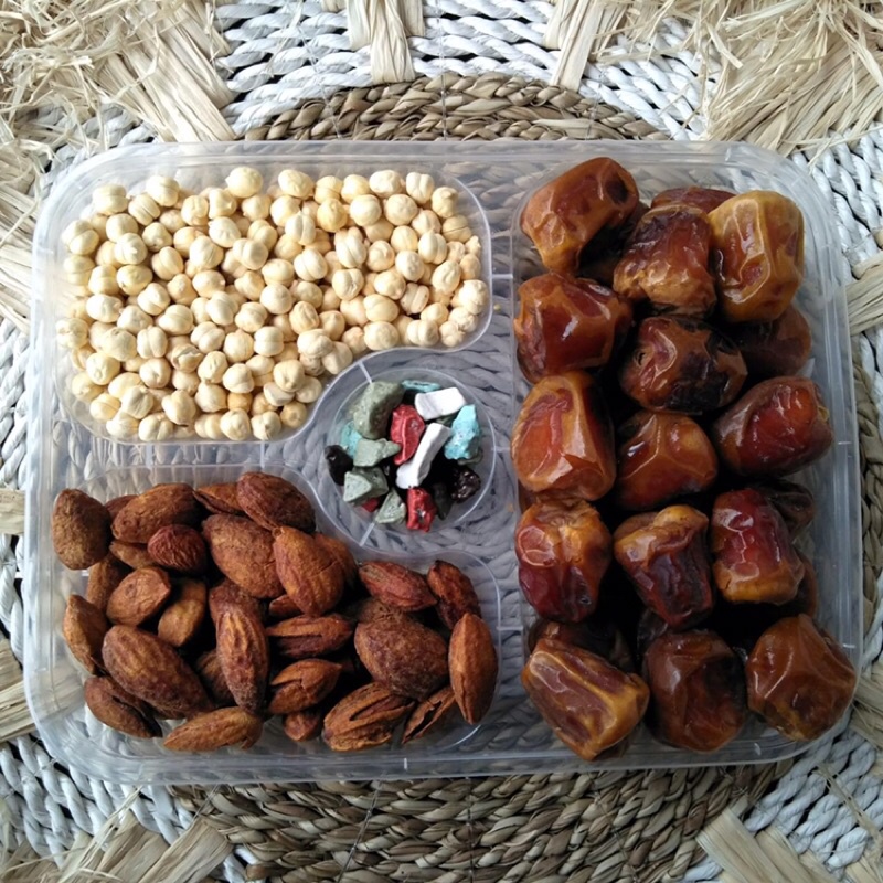 

Ssl09 Paket oleh oleh haji umroh Premium box kurma sukari