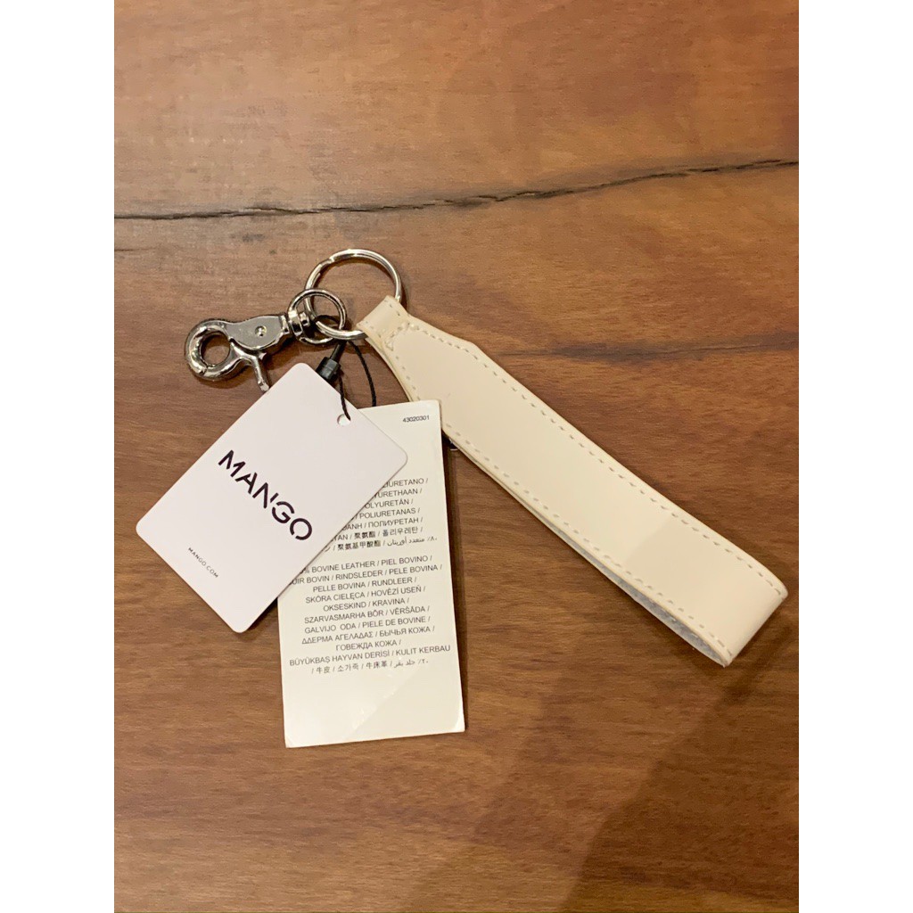 MANGO keychain bag charm white bahan leather