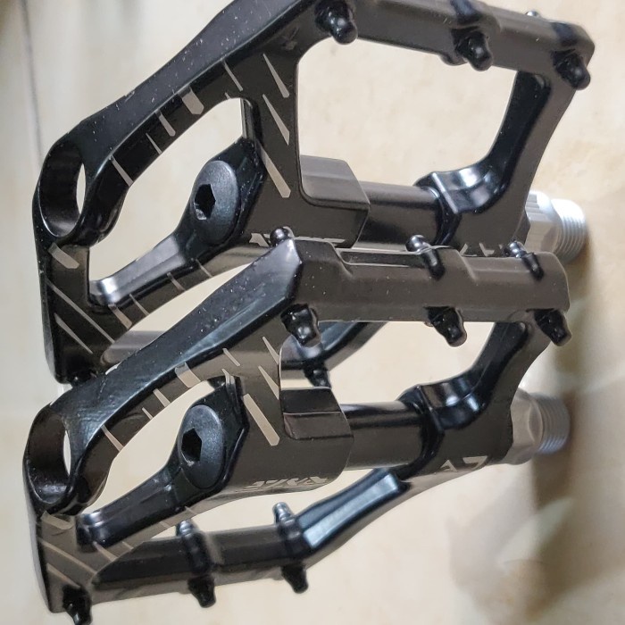 Pedal Sepeda Gunung Raze Bearing