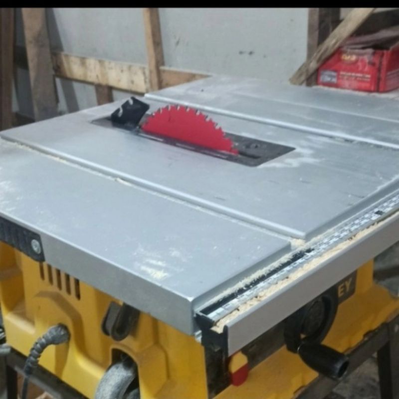 Gergaji Freud Kayu LA20M-002 250X2.2/1.6X25.4=40Z 10 inch Mata 40