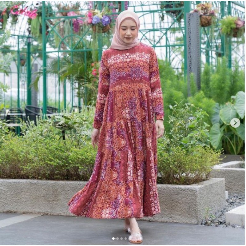 qeena midi dress by heaven_lights