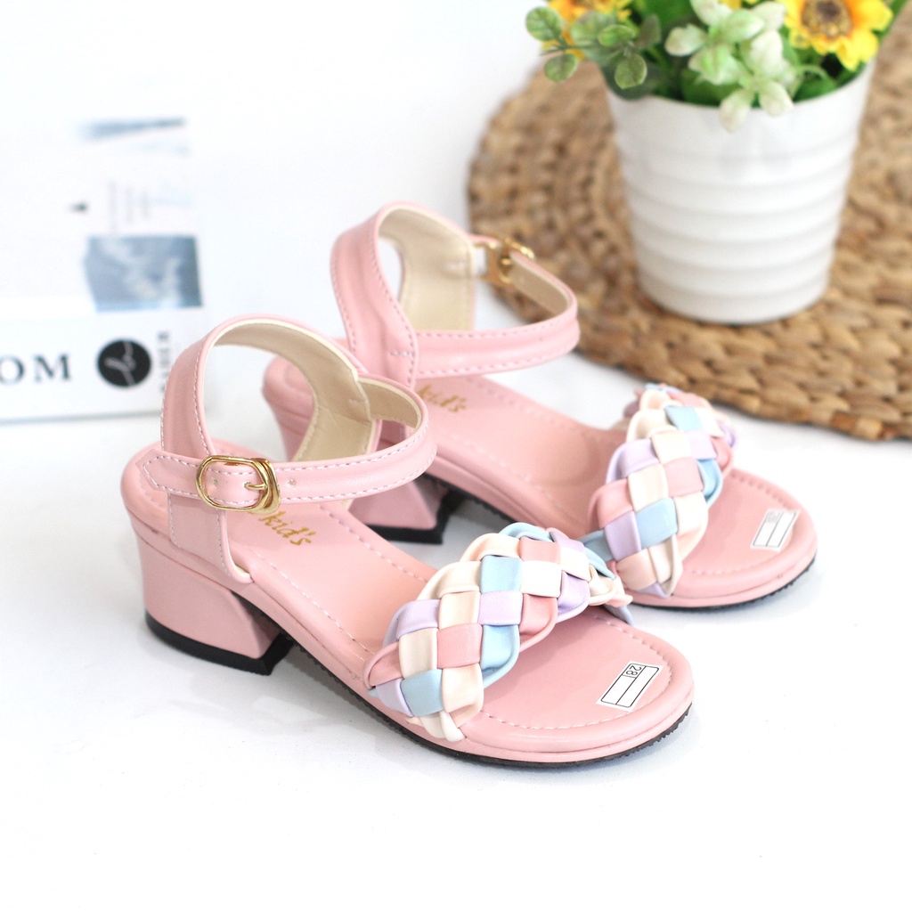 Sandal Heels Anak Perempuan Motif Kepang Tali Belakang Hak Tahu Tinggi 3 Cm