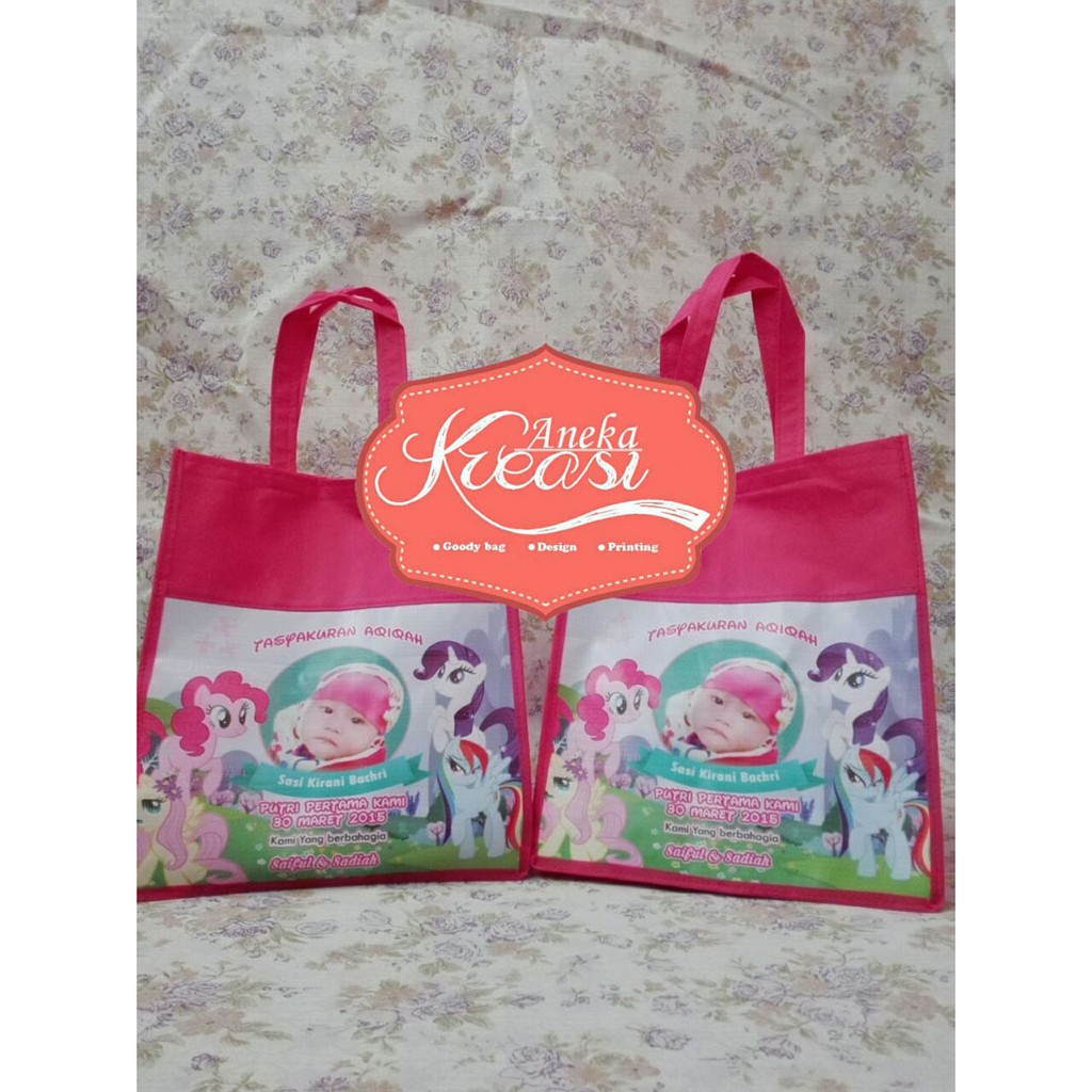 

TAS Souvenir Aqiqoh