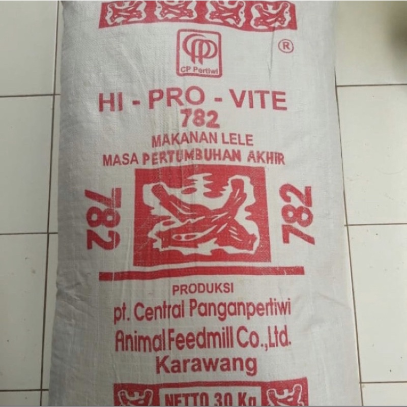 Pakan Makanan Ikan HI-PRO-VITE 782 pelet Lele nila kemasan 30kg hi provite