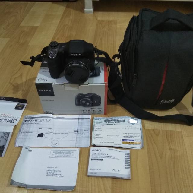 Sony DSC H300 + tas kamera + memory card 32 GB