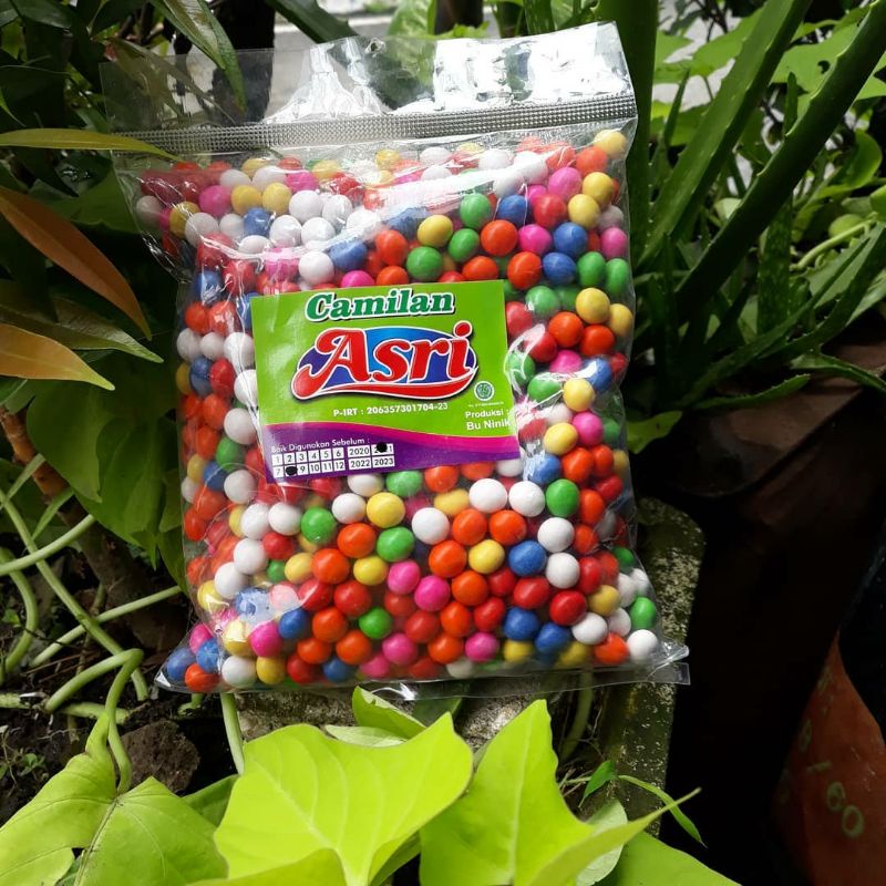 

Camilan Bola Warna Warni 500g