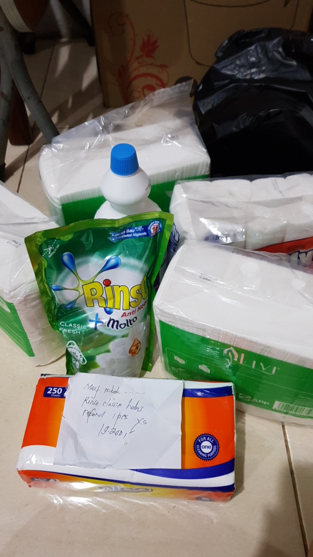 Jolly Kuliner Coreless Tissue Embossed [10 Roll]