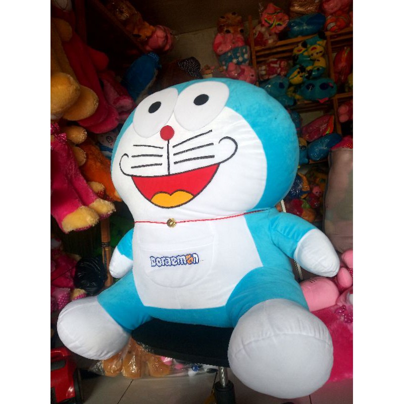 doraemon duduk super jumbo