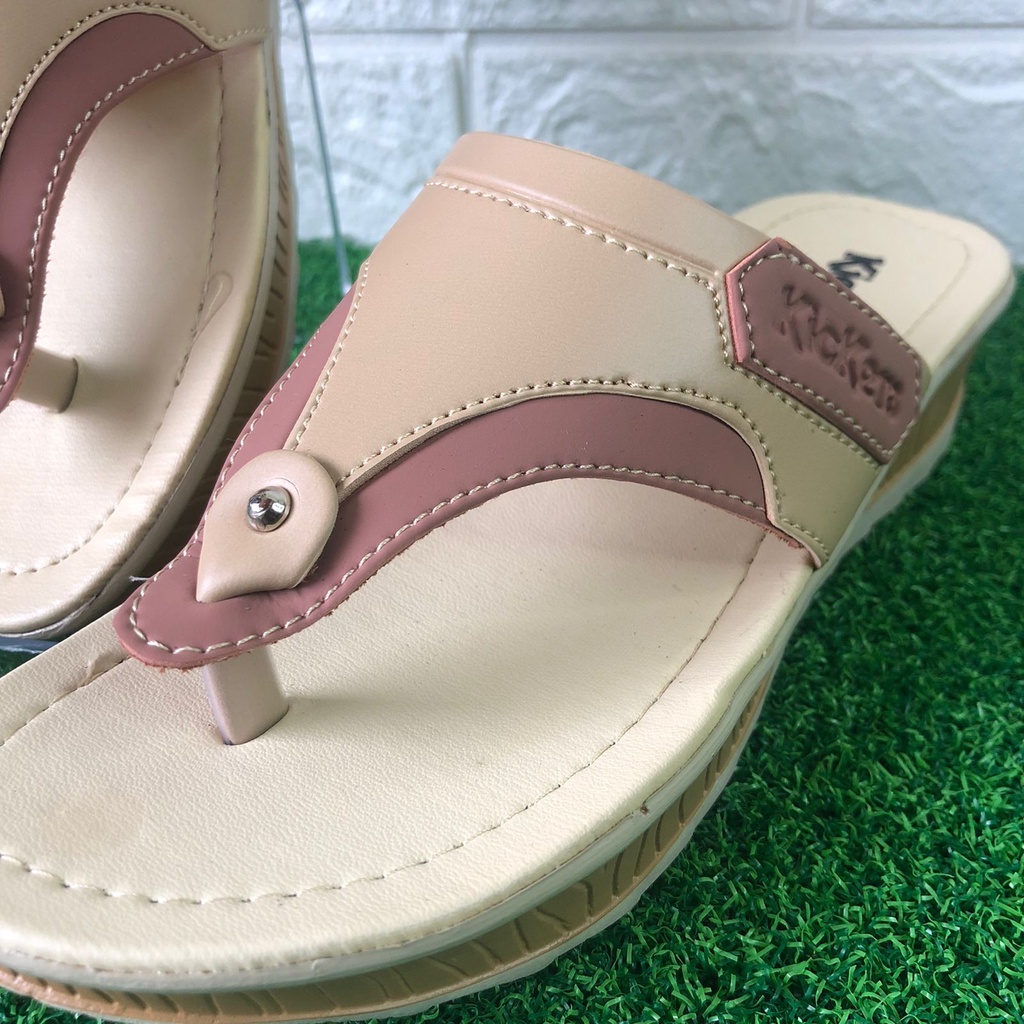 Sandal japit wedges wanita casual semi kulit kode G5 1