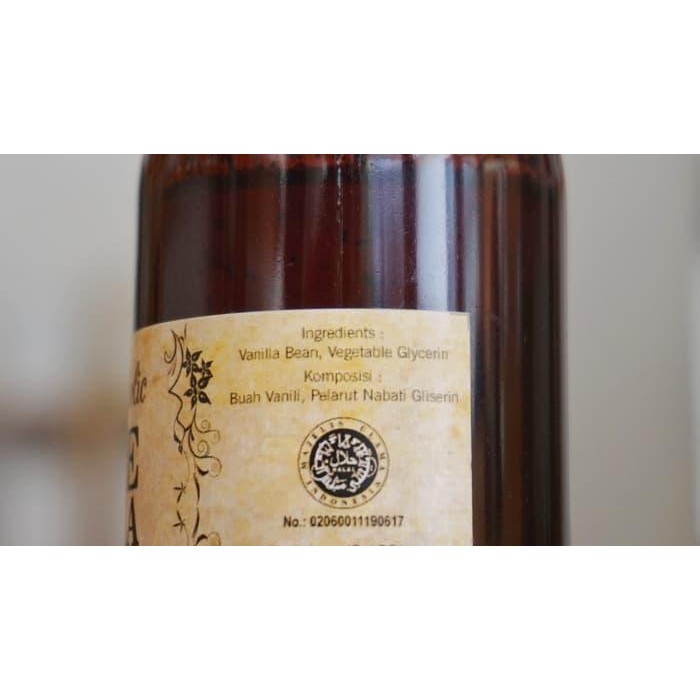 

HALAL MUI La Dame in Vanilla Extract 100ml Ekstrak Vanilla Non-Alkohol