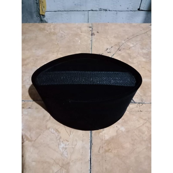 PECI, SONGKOK AC TENGAH MUSLIM