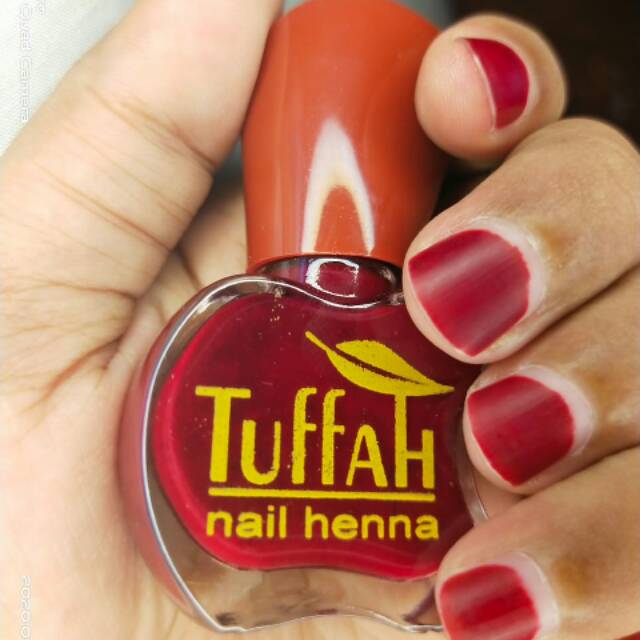 Tuffah nail henna
