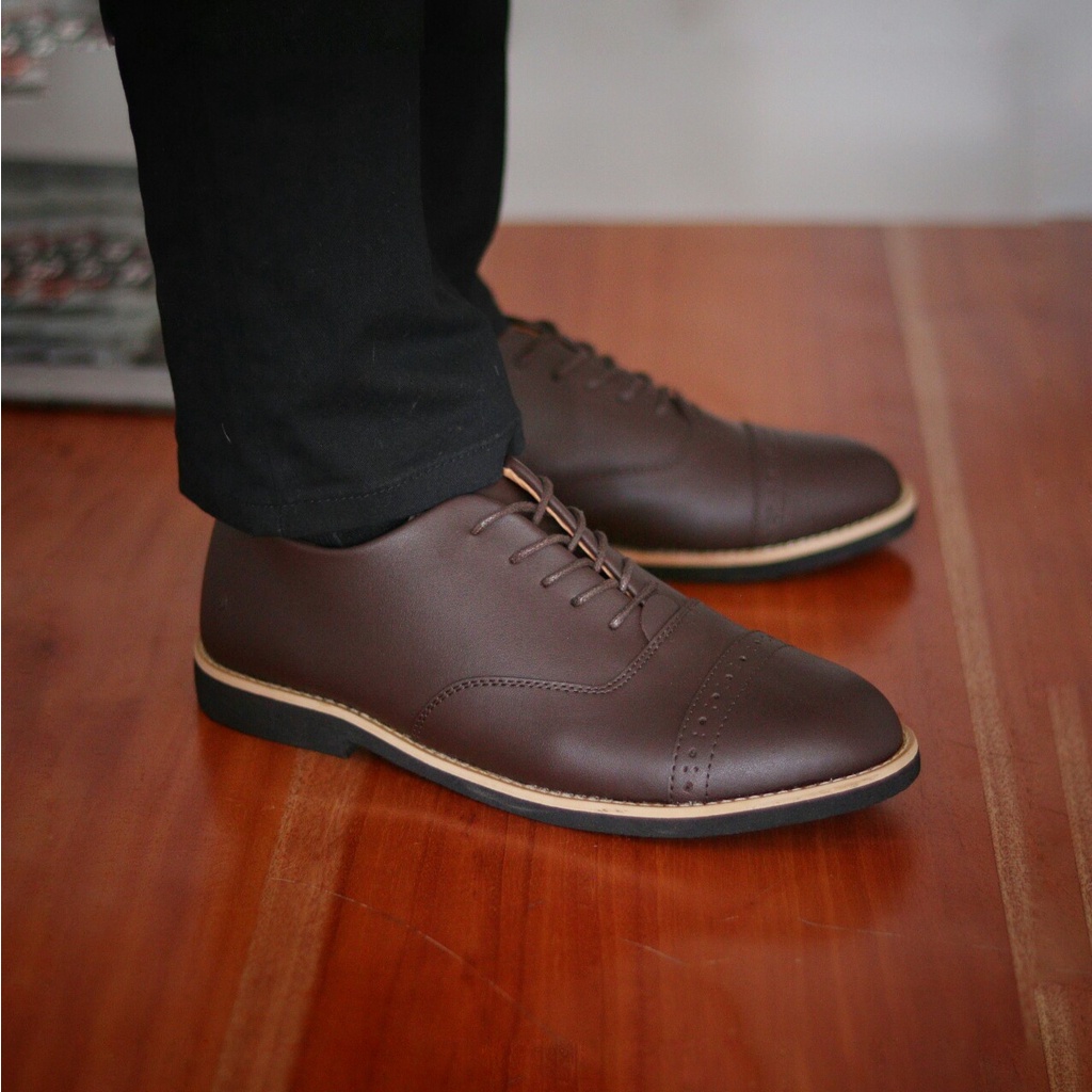 SepatuFormal Pantofel pria Resmi Formal Tali Hitam Coklat Kulit Syntetic Casual Kantor Kuliah Pesta Kondangan Gereja Kerja PNS Guru RN7001