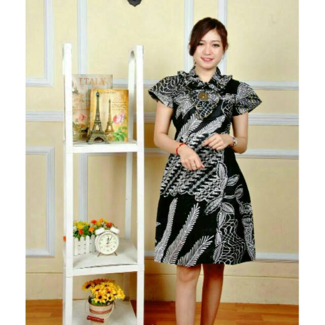 Dress Batik Wanita Lengan 3/4 Model Vintage Elegan Slim Versi Korea Print Bunga
