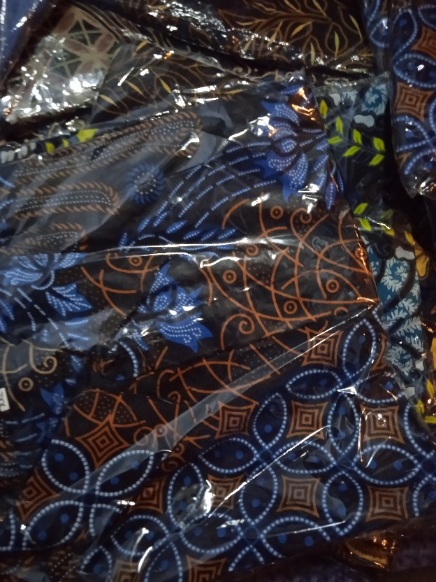 Batik Kalongan | Kemeja Batik Kantor M L Xl Xxl / Hem Batik Pekalongan Termurah / Hem Lengan Pendek