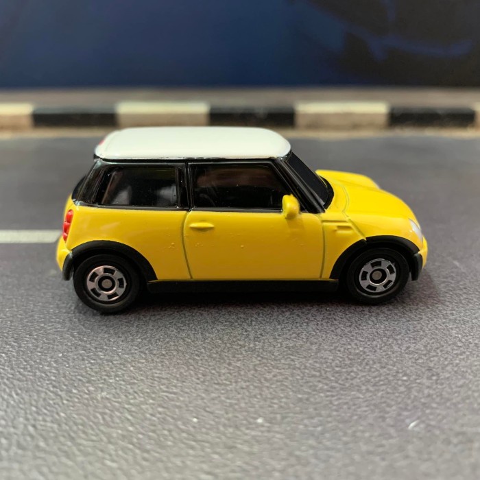 Tomica Mini Cooper Selection - Kuning 05 - Base Besi - Made in China