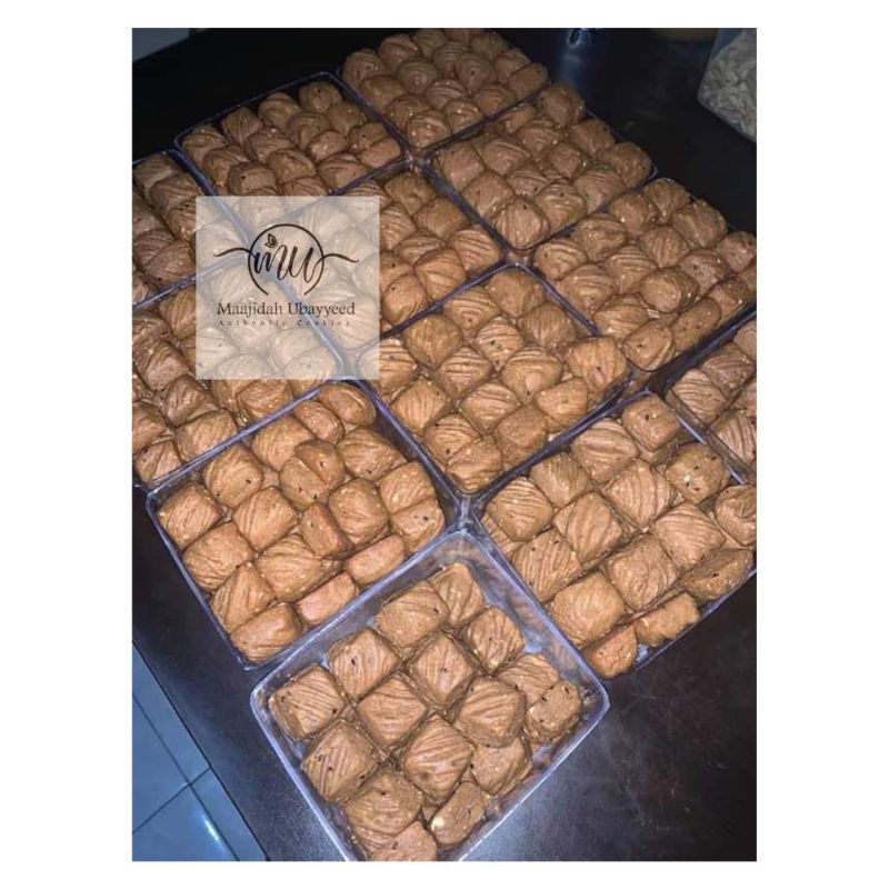 

Kue kering Ka'ak kue arab (kue lebaran/kue kering hantaran/hadiah/madu/habbatusauda)