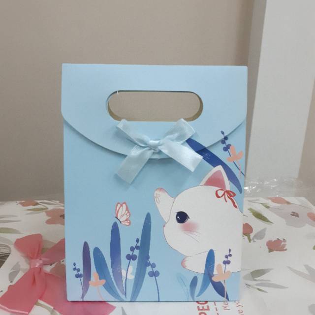 

PAPER BAG ukuran mini tempat kado bingkisan