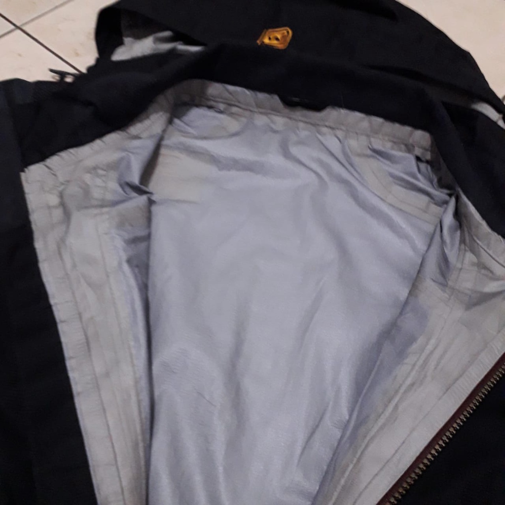 2 PC JAKET PL KOLPING HIJAU DAN TNF HITAM