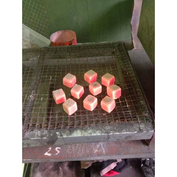 

Arang Briket untuk MASAKAN, GRILL & BBQ