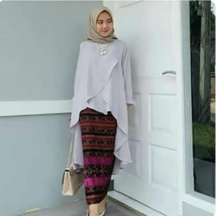 Baju Atasan Wanita Tunik White Blouse Putih Muslim