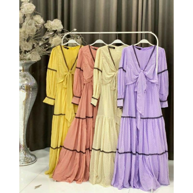 gamis polka list hitam dada pita