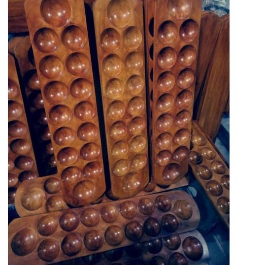 Code Qq7Q1 Mainan Congklak Tradisional + 110 Biji Kerang