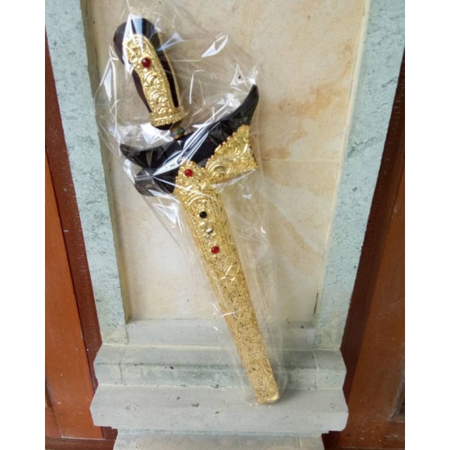 Keris pengantin bali