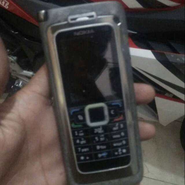 Di jual nokia E90 " comunikater "(hp anti sadap)