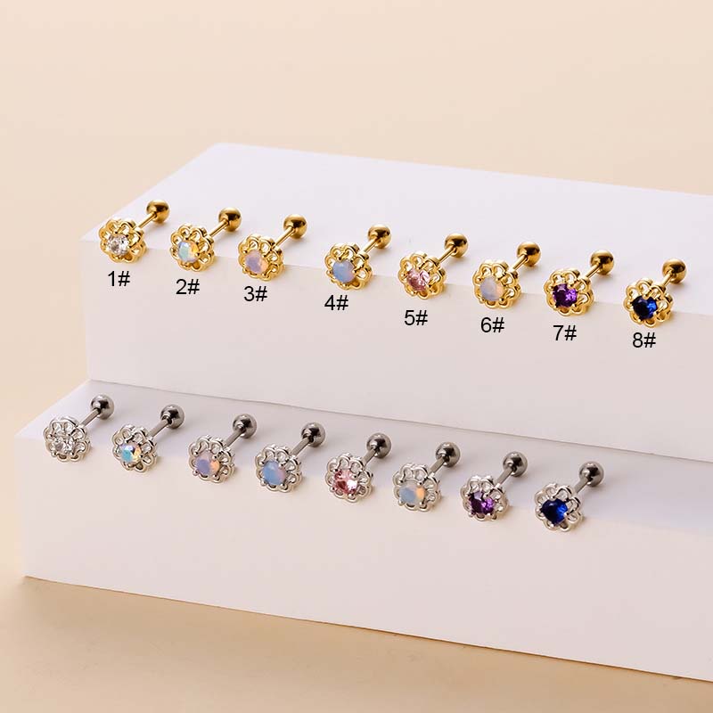 1pc Anting Stud Bentuk Bunga Matahari Hollow Bahan Stainless Steel Dengan Zircon