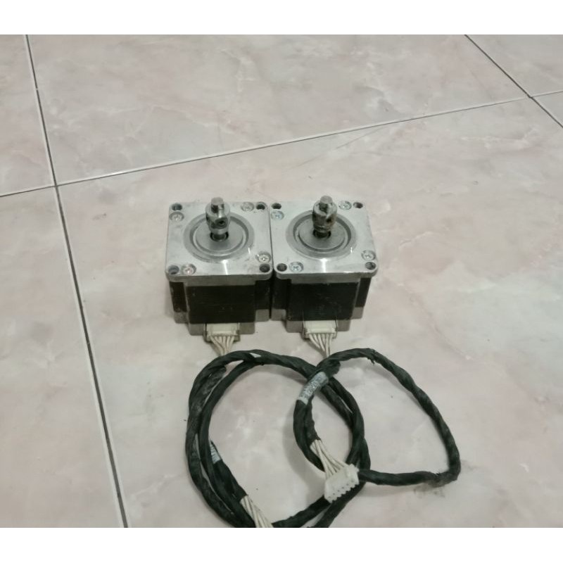 STEPPER MOTOR NEMA 23 MINIBEA 23KM-C051-11V 6V ~ 12V 1.5A