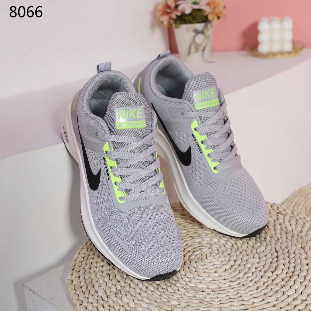 NK Sneaker 8066