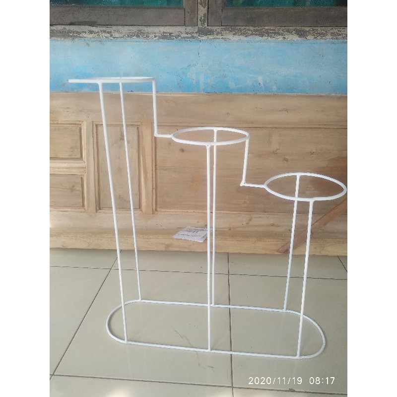 standing rak besi pot tanaman bunga hias / standing pot tanaman hias / rak besi pot tanaman hias