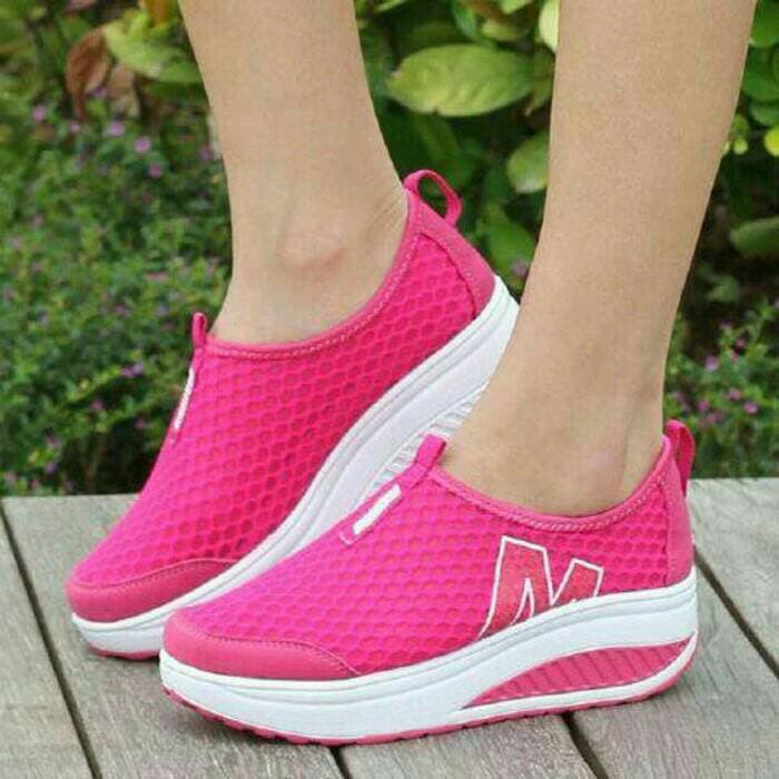 SEPATU SLIPON M JARING PINK FANTA NEW - Fuchsia