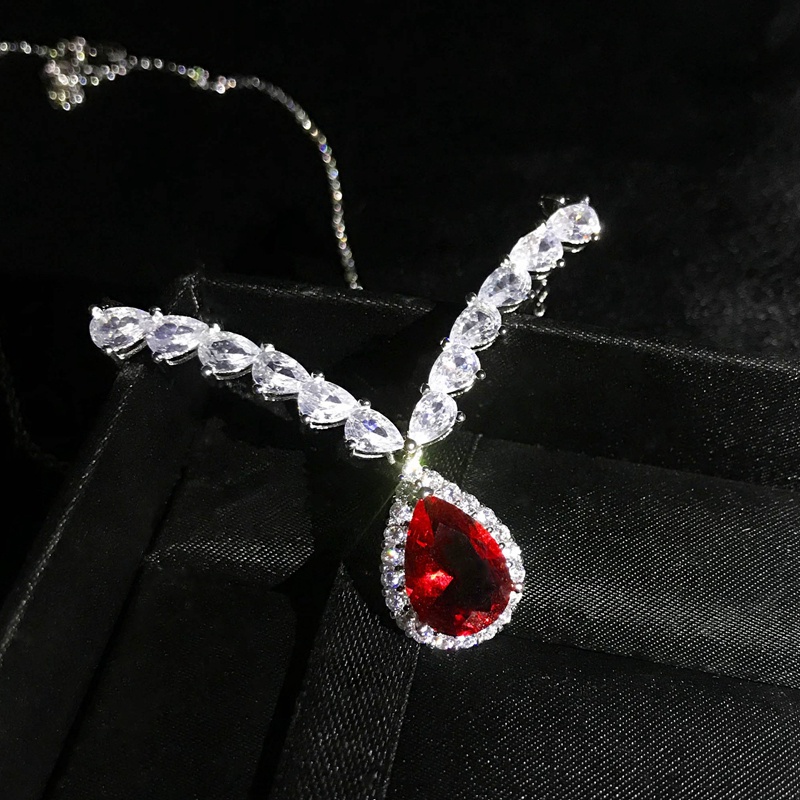 Kalung Rantai Liontin Sayap Malaikat Hias Cubic Zirconia Warna Merah Untuk Wanita