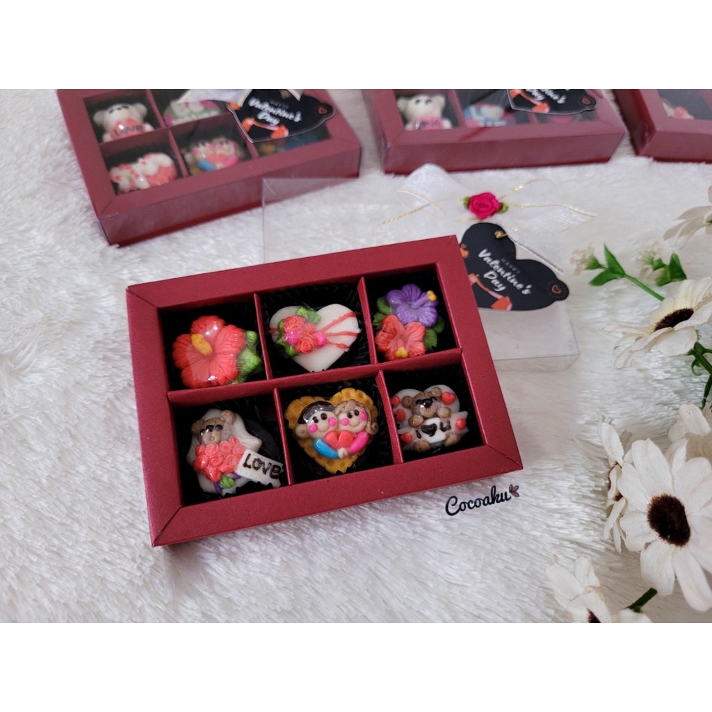 

Mini box coklat valentine / Cokelat box mika 6 sekat