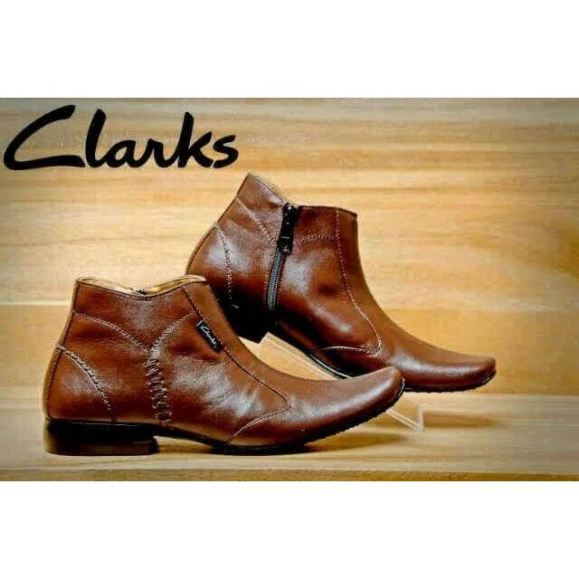PROMO  Sepatu Kulit Semi Boots Clarks Full Hitam Coklat Pria Laki Cowok Formal Resmi Dinas Trendy