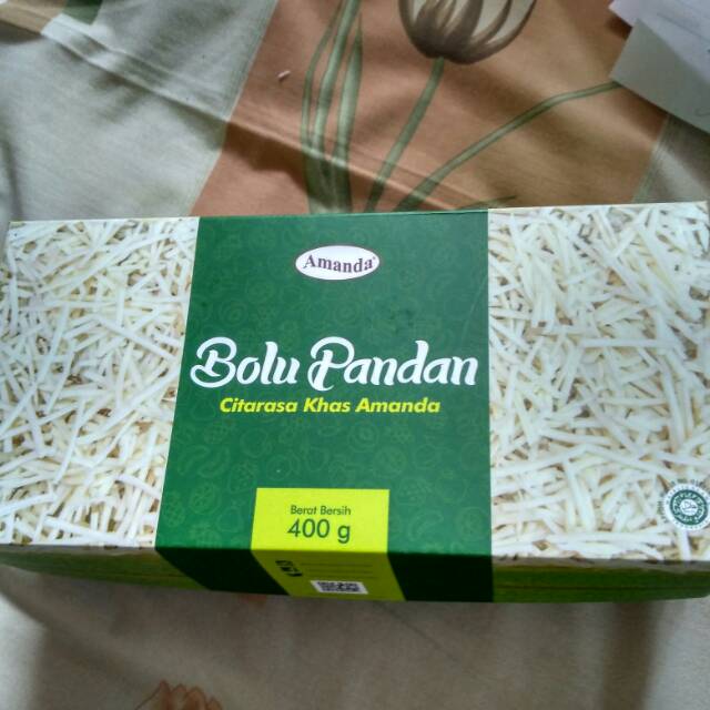 

Oleh oleh Bandung Brownis amanda bolu pandan