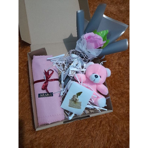 

Hampers Paket Pink