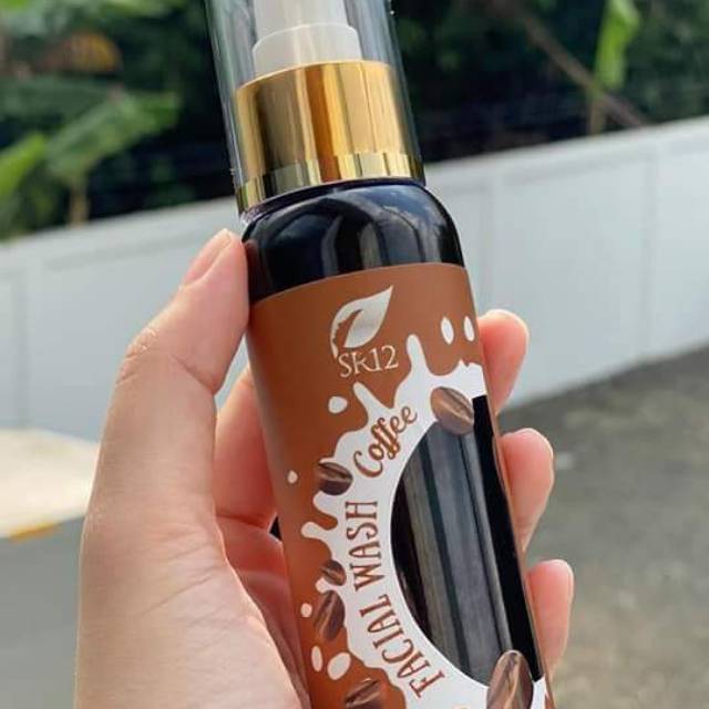 

Facial wahs kopi herbal SR12 pencerah wajah tanpa membuat kulit wajah kering