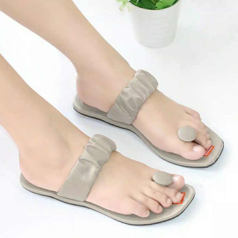 PT/08 Sandal Teplek Jepit Jamur