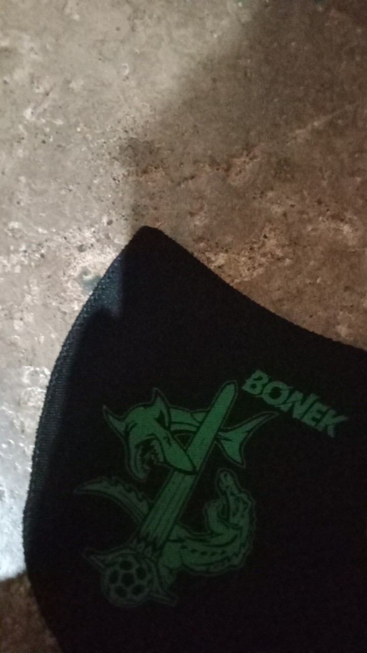 Masker Scuba Persebaya