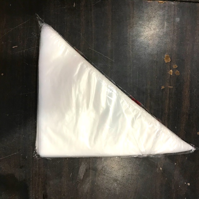 

Plastik Segitiga / Papping Bag / Plastik Kerucut isi 100 lembar