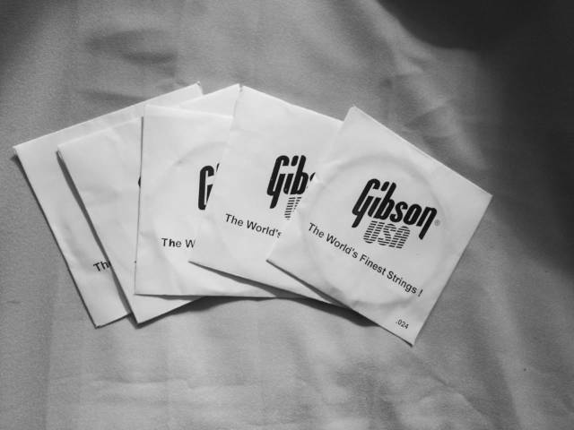 COD Senar Guitar String Gibson TERMURAH