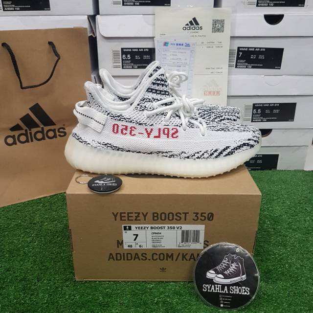 sepatu adidas yeezy boost 350 v2