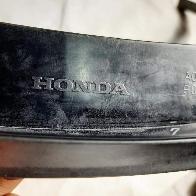 List Over Fender / List Bemper Belakang Kiri Honda Crv Gen3 2007-2012