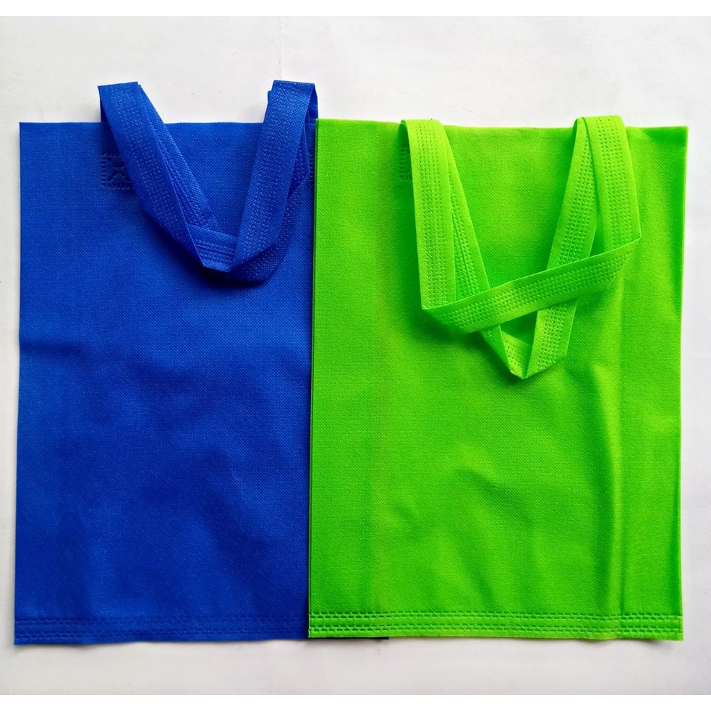 

TAS SPUNDBOND I GOODIE BAG I TAS KAIN 30 X 40 Termurah
